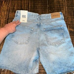BDG shorts NWT size Medium Style Harden